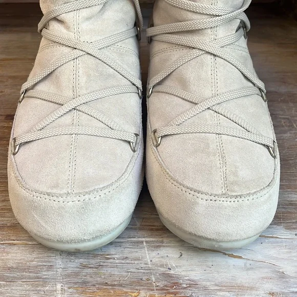 SOLD 🤍 Moon Boots with Tecnica size 6-8 - Picture 6 of 11